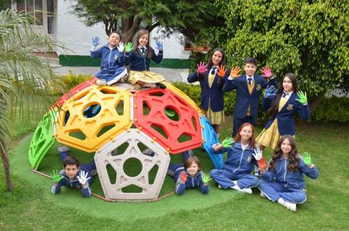 Foto Colegio El Bosque Bilingual School #2