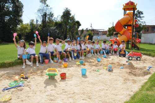 Foto Colegio El Bosque Bilingual School #2