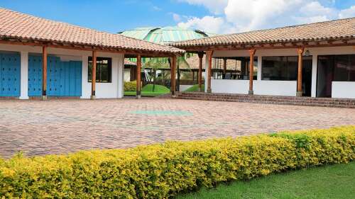 Foto Gimnasio  Campestre Los Cerezos #2