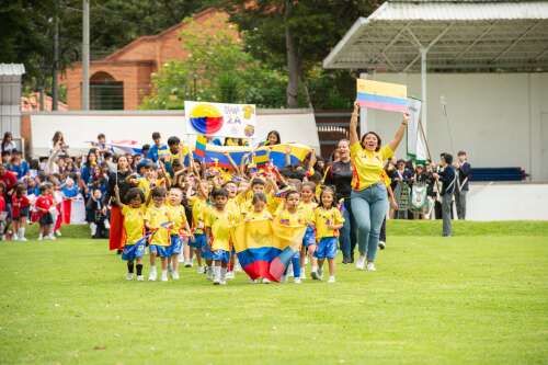 Bilingüe Hispanoamericano Conde Ansúrez, foto 3
