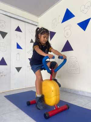 Homework Club, foto 8