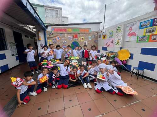 Foto Colegio Colombo Eslavo #2